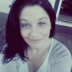 Meet your Posher, Pam